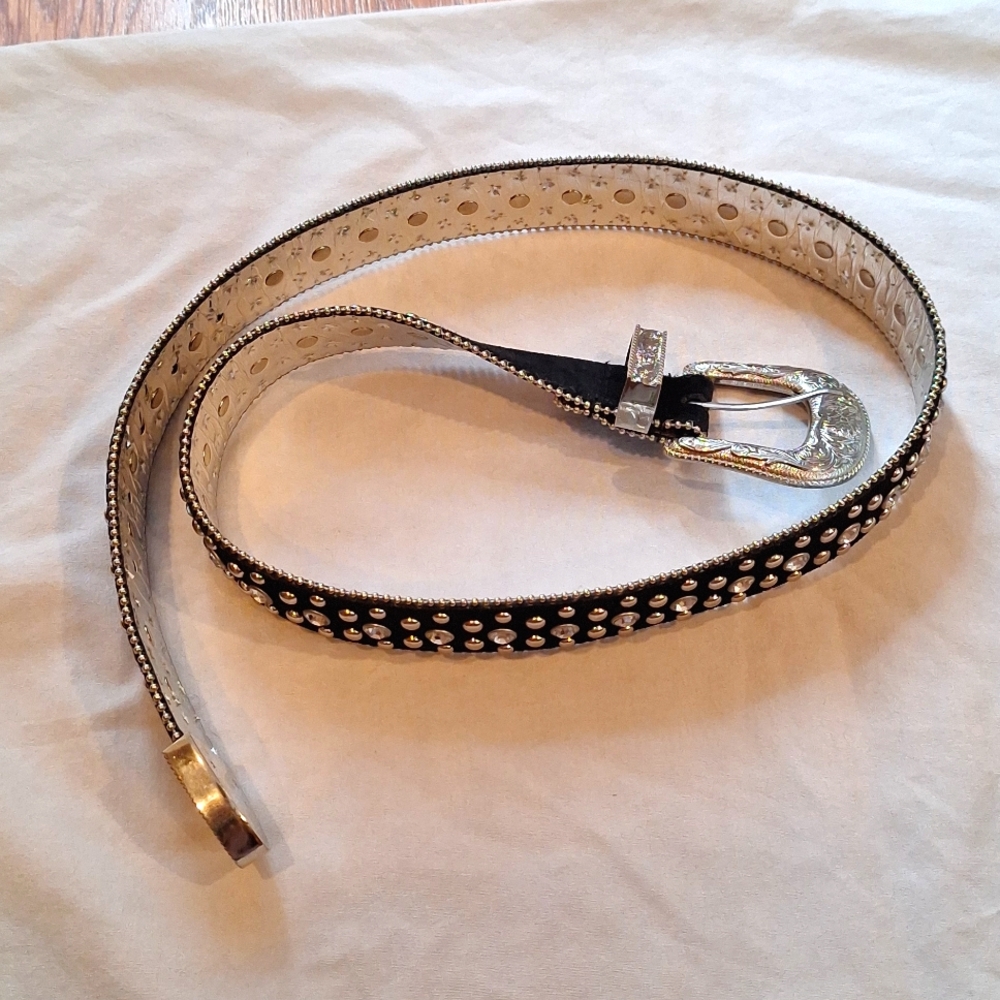 Elegant Guess 80s Velvet Bejeweled Belt